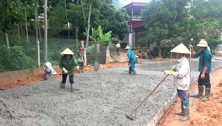 Nông dân giỏi đi đầu trong xây dựng, thay đổi diện dạo nông thôn mới ở Phú Thọ - Ảnh 1.
