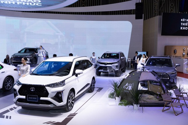 Màn trình diễn ấn tượng của Toyota ở Triển lãm ô tô Việt Nam 2022 - Ảnh 8.