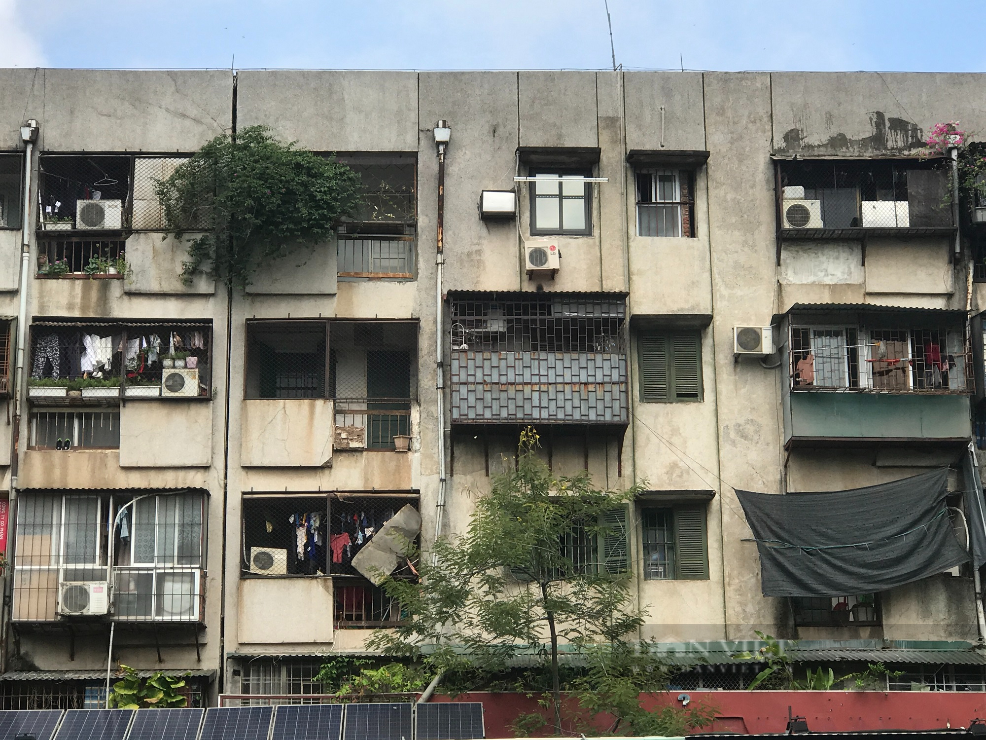 Thường trực HĐND thành phố Hà Nội tạm cấp ngân sách gần 128 tỷ đồng để kiểm định chung cư cũ (Ảnh: Thái Nguyễn)