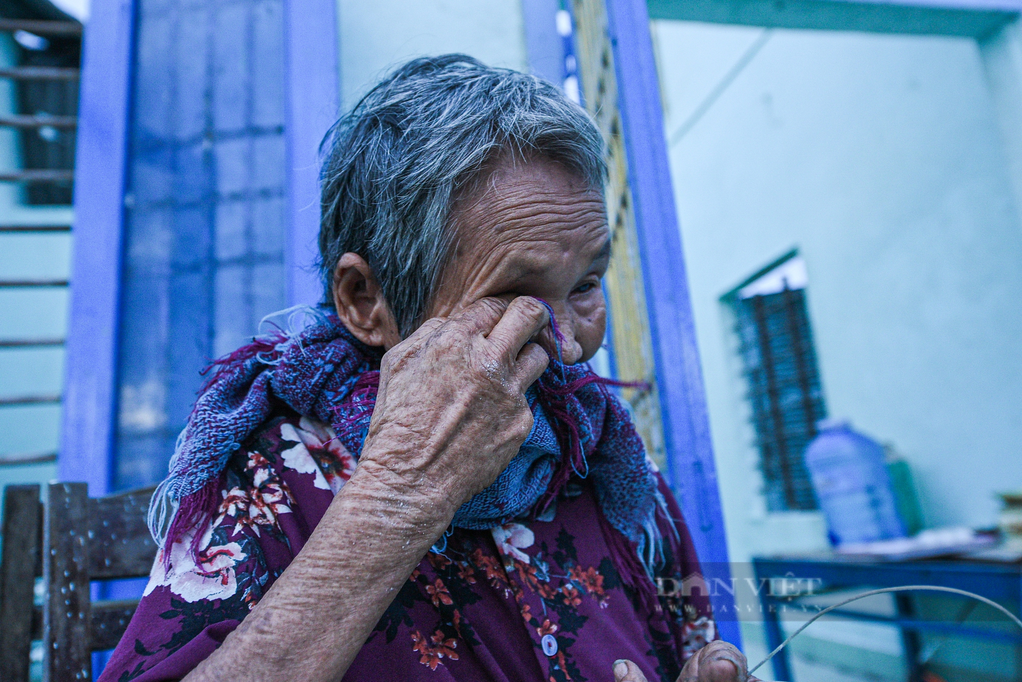 Bà cụ 82 tuổi mong ước dựng lại căn nhà sau bão Noru để có nơi thờ con trai - Ảnh 8.