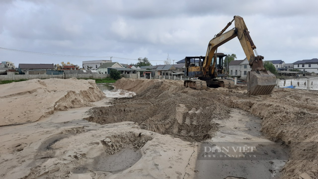 Bãi cát Thạch Sanh ở Quảng Trị: Lợi dụng dự án hết hạn để đục khoét sông Thạch Hãn - Ảnh 6.