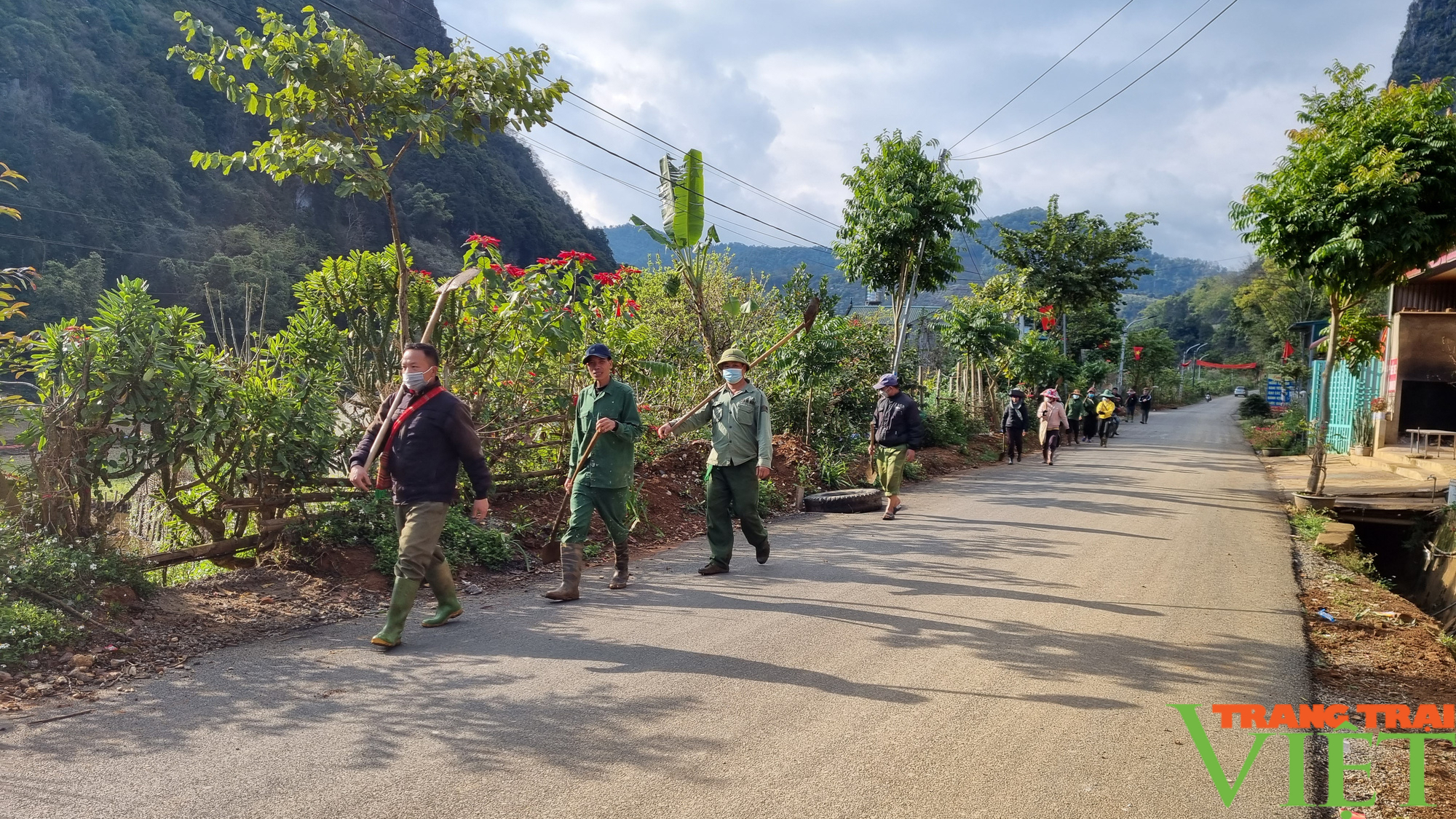 Nông dân Sơn La góp đồng lòng, góp sức xây dựng NTM - Ảnh 2.