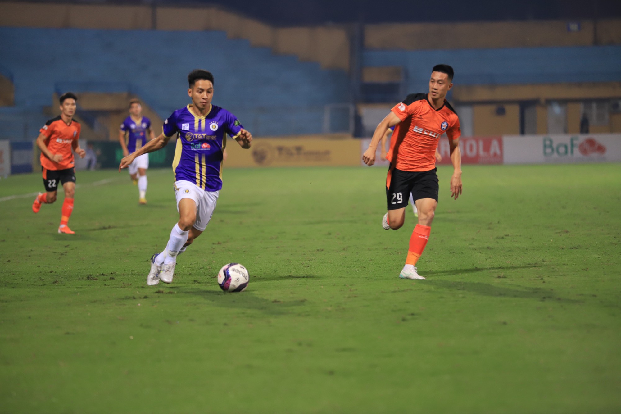 Kết quả vòng 22 V.League 2022: Đại thắng &quot;3 sao&quot; trước SHB.Đà Nẵng, CLB Hà Nội vững ngôi đầu - Ảnh 4.