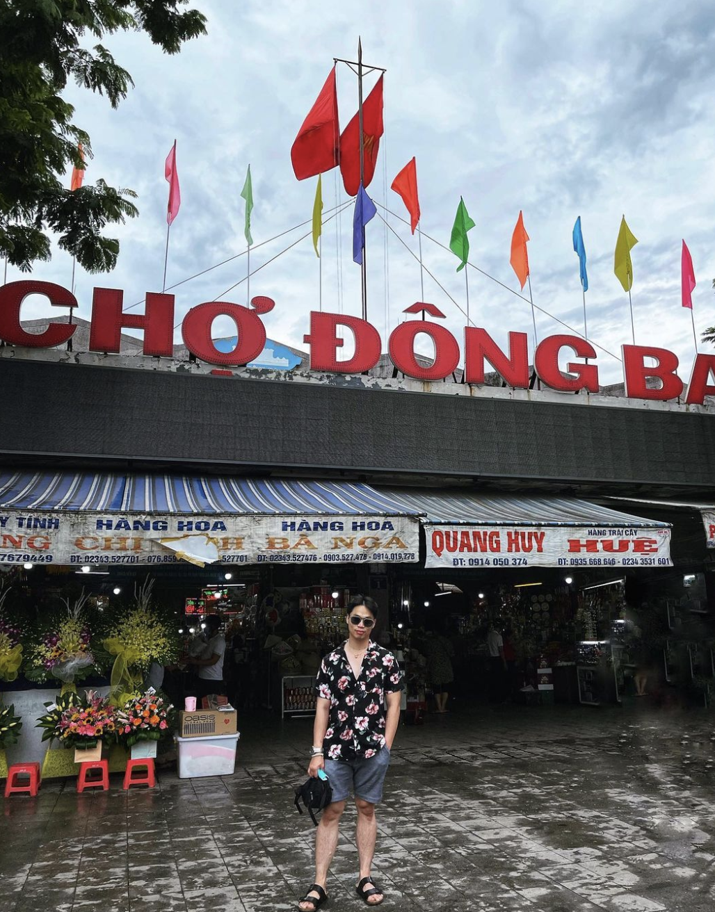 Những khu chợ nổi tiếng Việt Nam tấp nập du khách nước ngoài ghé thăm - Ảnh 16.