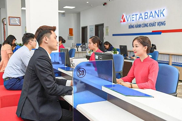 Giảm mạnh dự phòng, lãi quý 3 của VietABank tăng tới 51% - Ảnh 1.