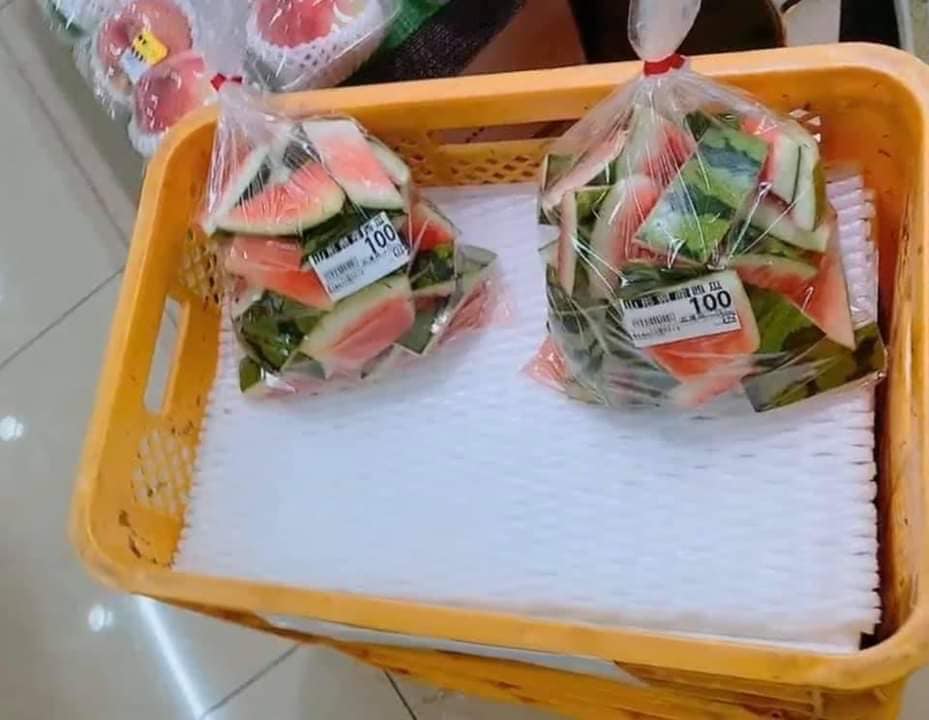 4 thứ bỏ đi ở Việt Nam “ngồi chễm chệ” trong siêu thị nước ngoài, được đóng gói cẩn thận và có giá đắt đỏ - Ảnh 1.