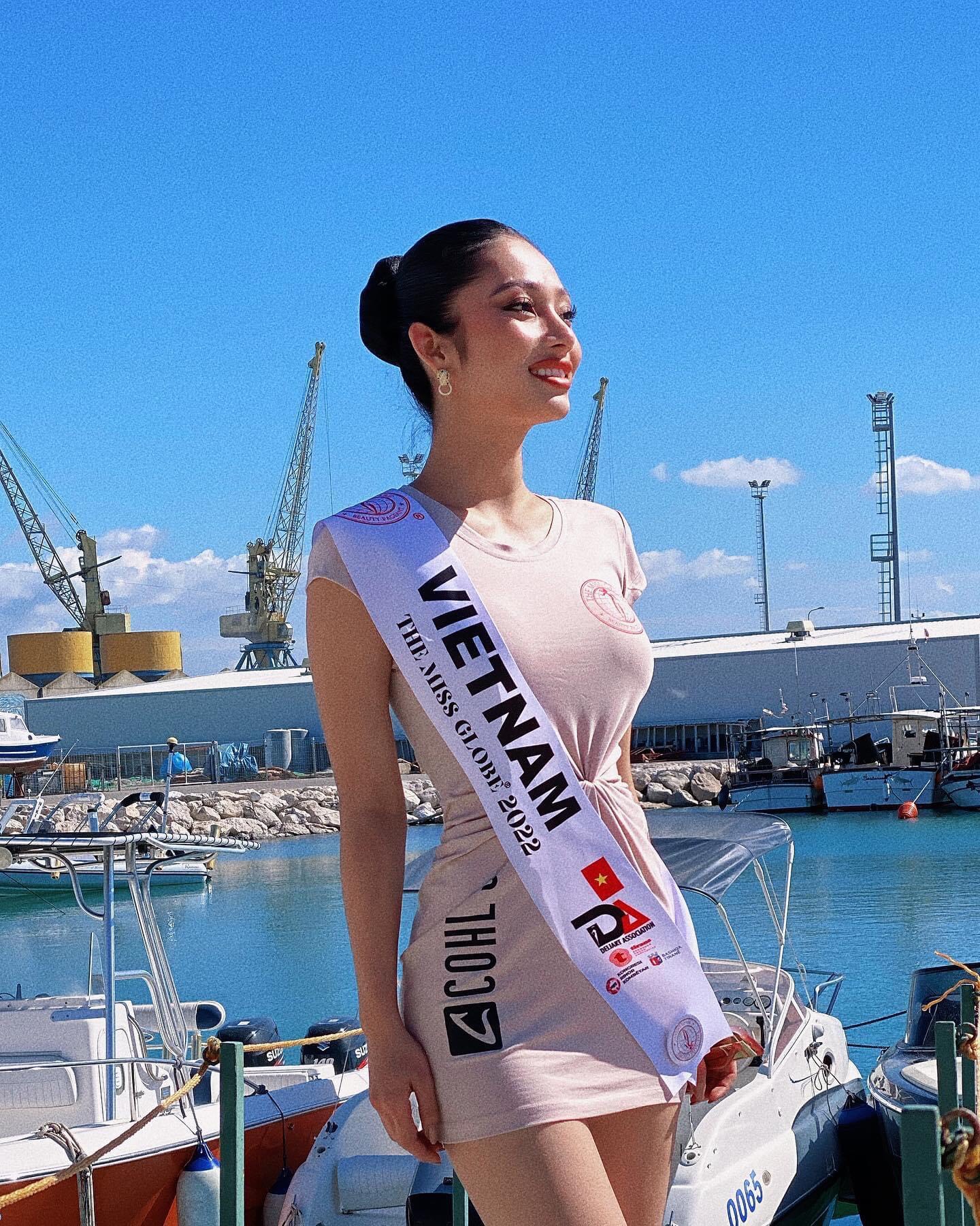Lâm Thu Hồng bị thất lạc hành lý, 4 ngày chỉ mặc duy nhất một bộ đồ khi đến Dubai thi The Miss Globe 2022 - Ảnh 2.