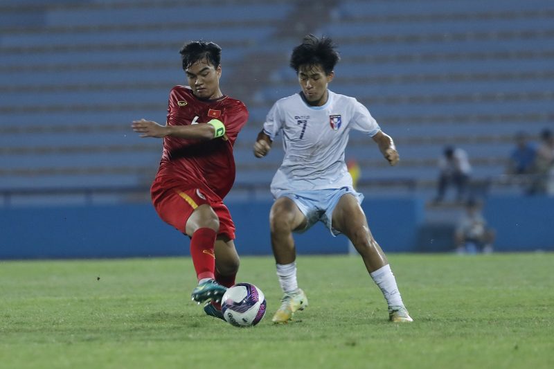 HLV U17 Đài Bắc Trung Hoa ấn tượng với 1 cầu thủ U17 Việt Nam - Ảnh 2.