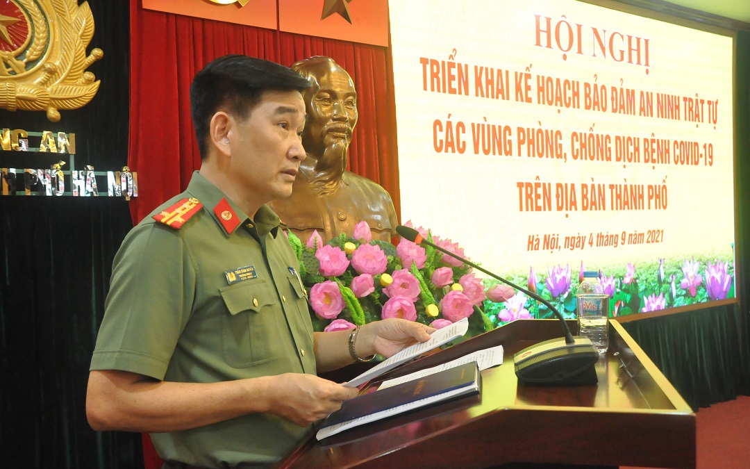 Tân Trưởng phòng CSGT công an Hà Nội cam kết điều gì khi nhận quyết định bổ nhiệm?