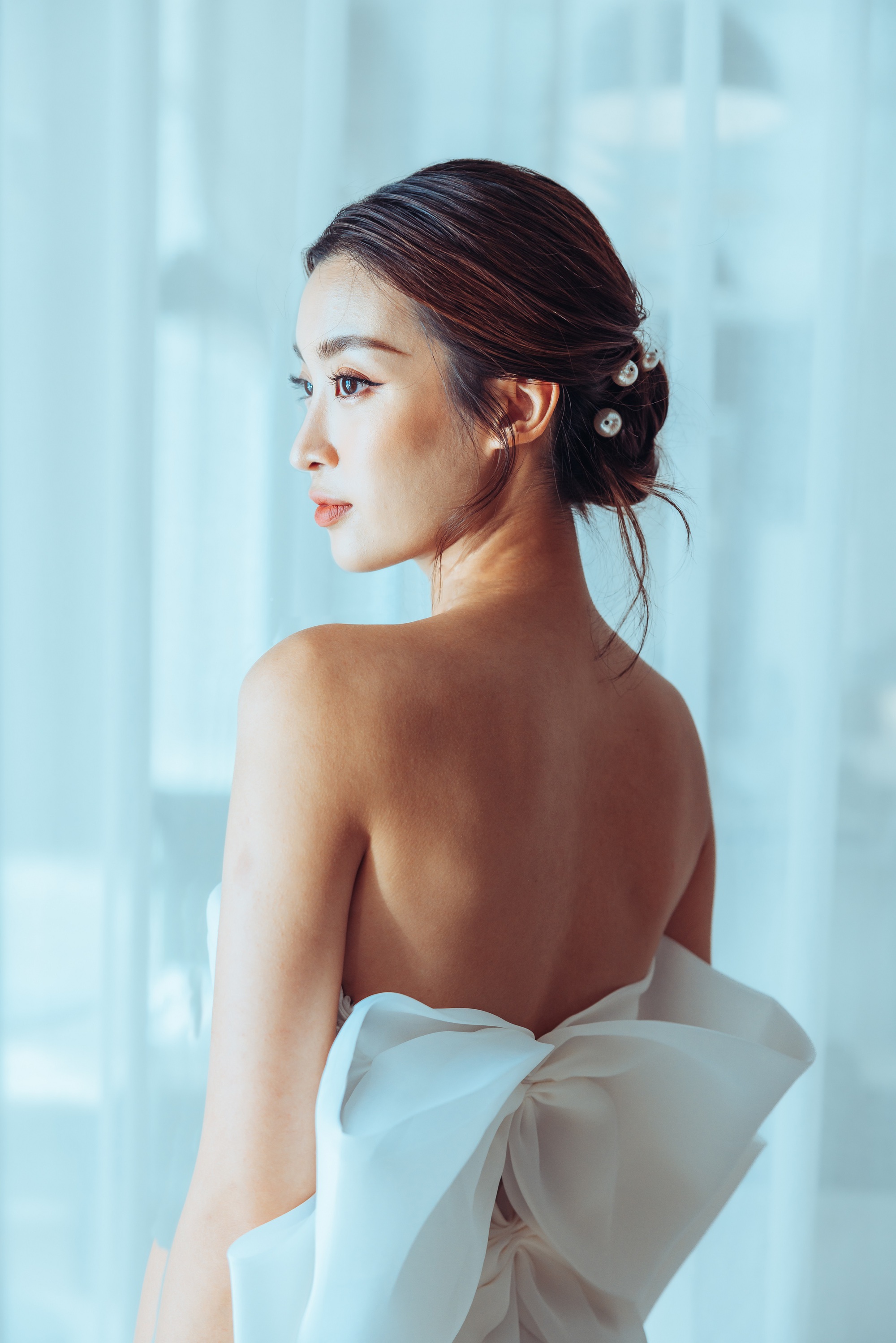 Hoa hậu Đỗ Mỹ Linh mặc váy cưới xinh đẹp khiến phụ nữ cũng phải rung động trước ngày lấy chồng - Ảnh 8.