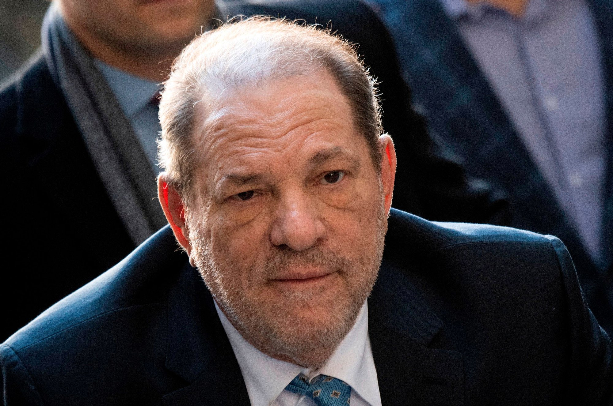 &quot;Yêu râu xanh&quot; của Hollywood - Harvey Weinstein tiếp tục hầu tòa - Ảnh 2.
