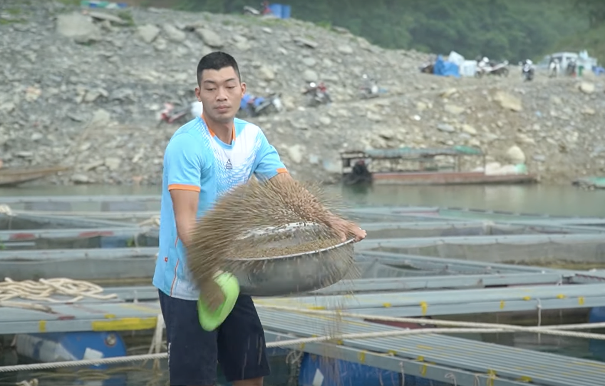 Nuôi toàn cá đặc sản, quý hiếm trên lòng hồ Na Hang, bắt lên thương lái, doanh nghiệp đều muốn mua - Ảnh 1.