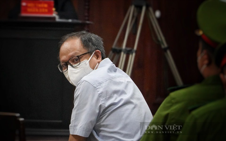 Cựu Phó Bí thư Thành ủy TP.HCM Tất Thành Cang chuẩn bị hầu tòa trong vụ án khu dân cư Phước Kiển, Ven Sông