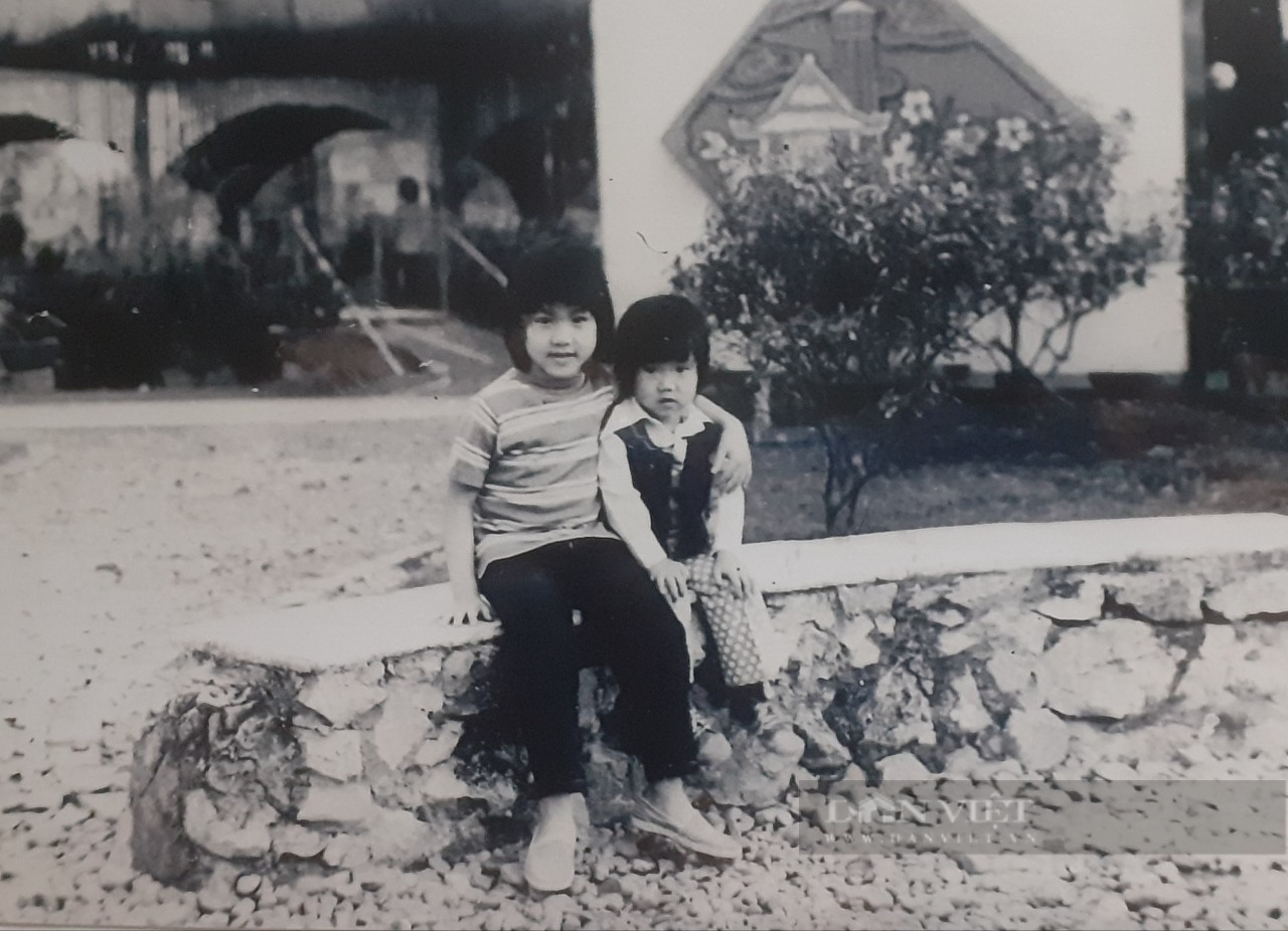 Những hình ảnh gia đình Lưu Quang Vũ - Xuân Quỳnh trước vụ tai nạn được &quot;bố Mí&quot; lần đầu công bố - Ảnh 4.