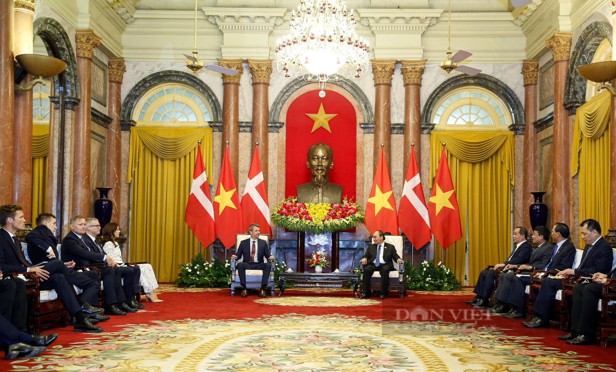 Hình ảnh Chủ tịch nước Nguyễn Xuân Phúc tiếp Thái tử kế vị Đan Mạch Frederik - Ảnh 1.