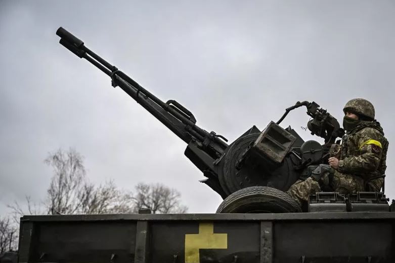 Ukraine tuyên bố bắn hạ 2 trực thăng 'cá sấu' của Nga chỉ trong 3 phút - Ảnh 1.