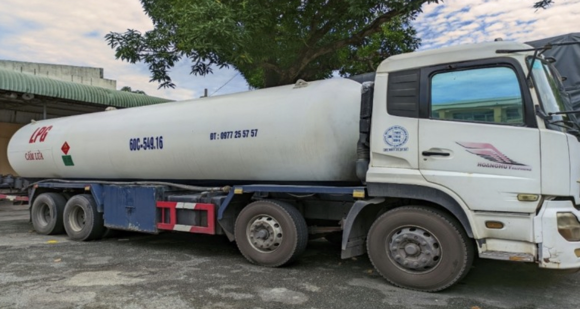 Đồng Nai: Phát hiện xe bồn vận chuyển 4.090 kg khí LPG không rõ nguồn gốc - Ảnh 1.