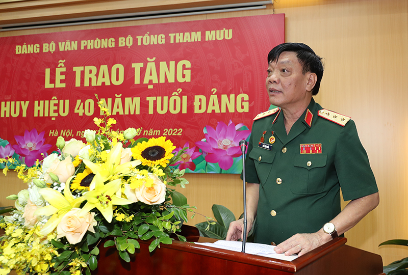 Thượng tướng Ngô Minh Tiến và 2 Thiếu tướng nghỉ hưu - Ảnh 1.