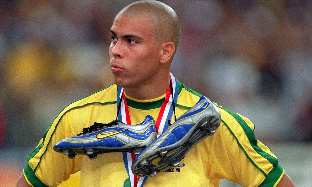 Ronaldo de Lima động kinh, Brazil cay đắng về nhì tại World Cup 1998 - Ảnh 4.