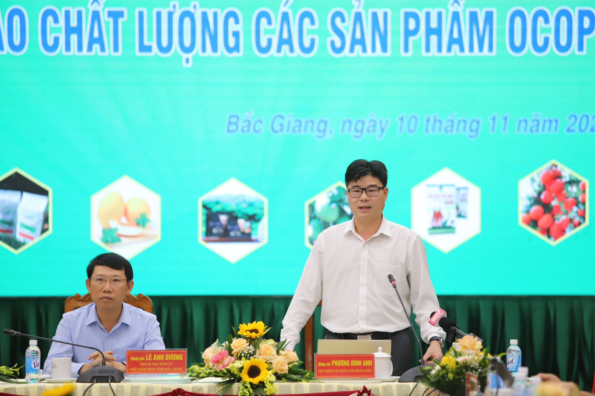 Gà đồi Yên Thế, vải thiều Lục Ngạn là những sản phẩm OCOP nổi tiếng của tỉnh Bắc Giang - Ảnh 1.