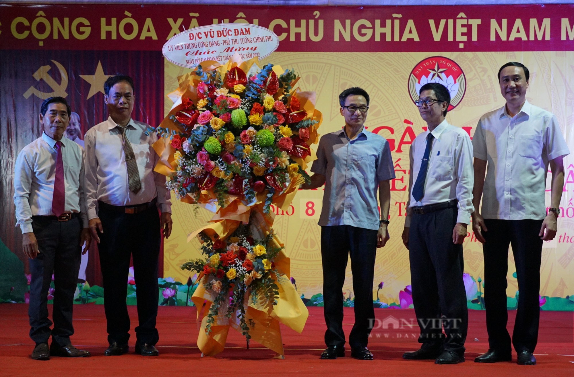 Phó Thủ tướng Vũ Đức Đam: “Cần phát huy sức mạnh đoàn kết của nhân dân mới tạo ra những chiến thắng” - Ảnh 3.