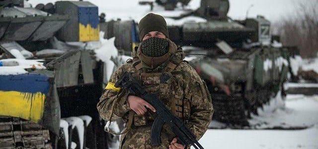 Quân đội Ukraine tiến nhanh vào thành phố Kherson bất chấp tuyên bố thận trọng - Ảnh 3.