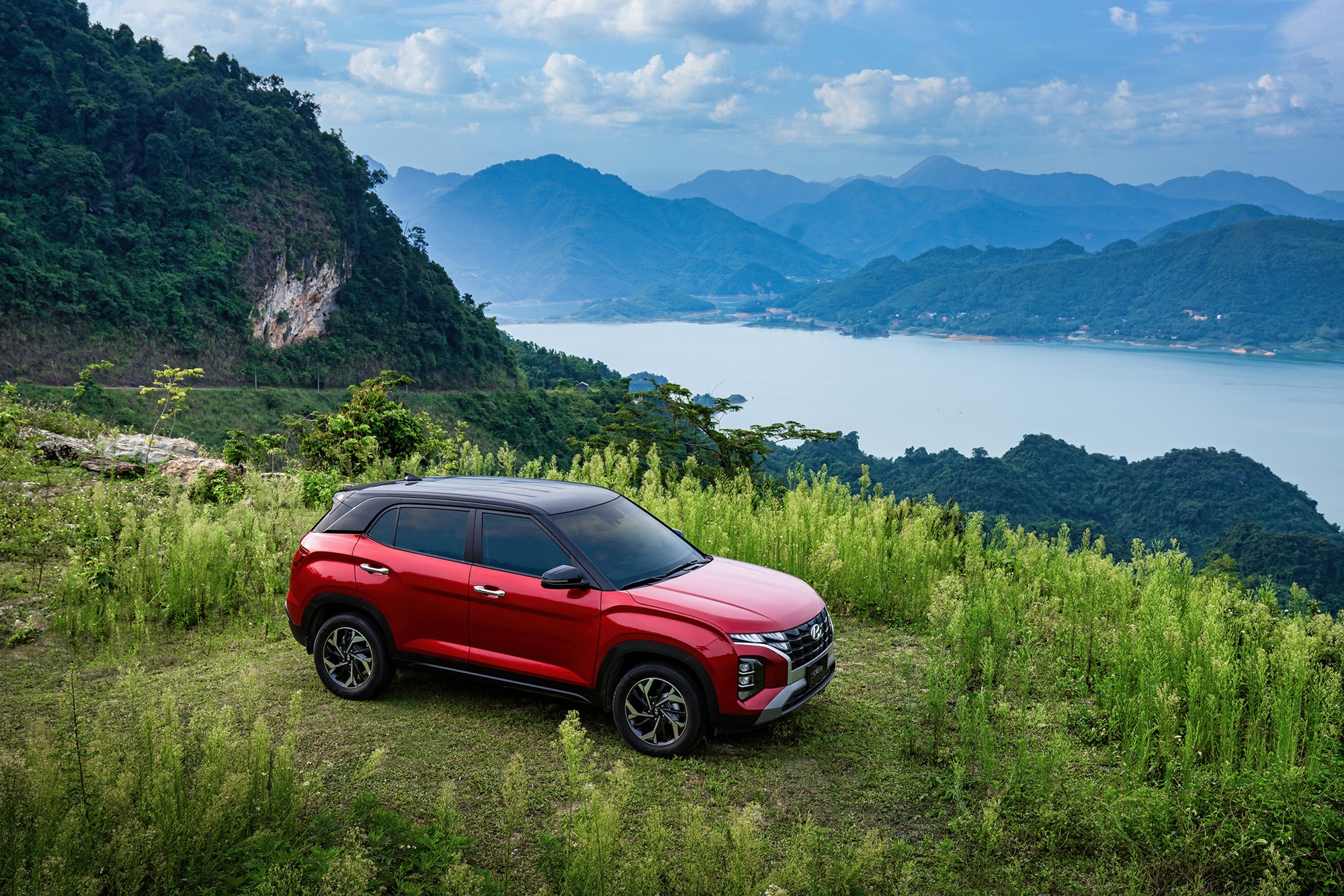 Tháng 10/2022: Hyundai Creta bất ngờ dẫn đầu doanh số của Hyundai tại Việt Nam - Ảnh 1.