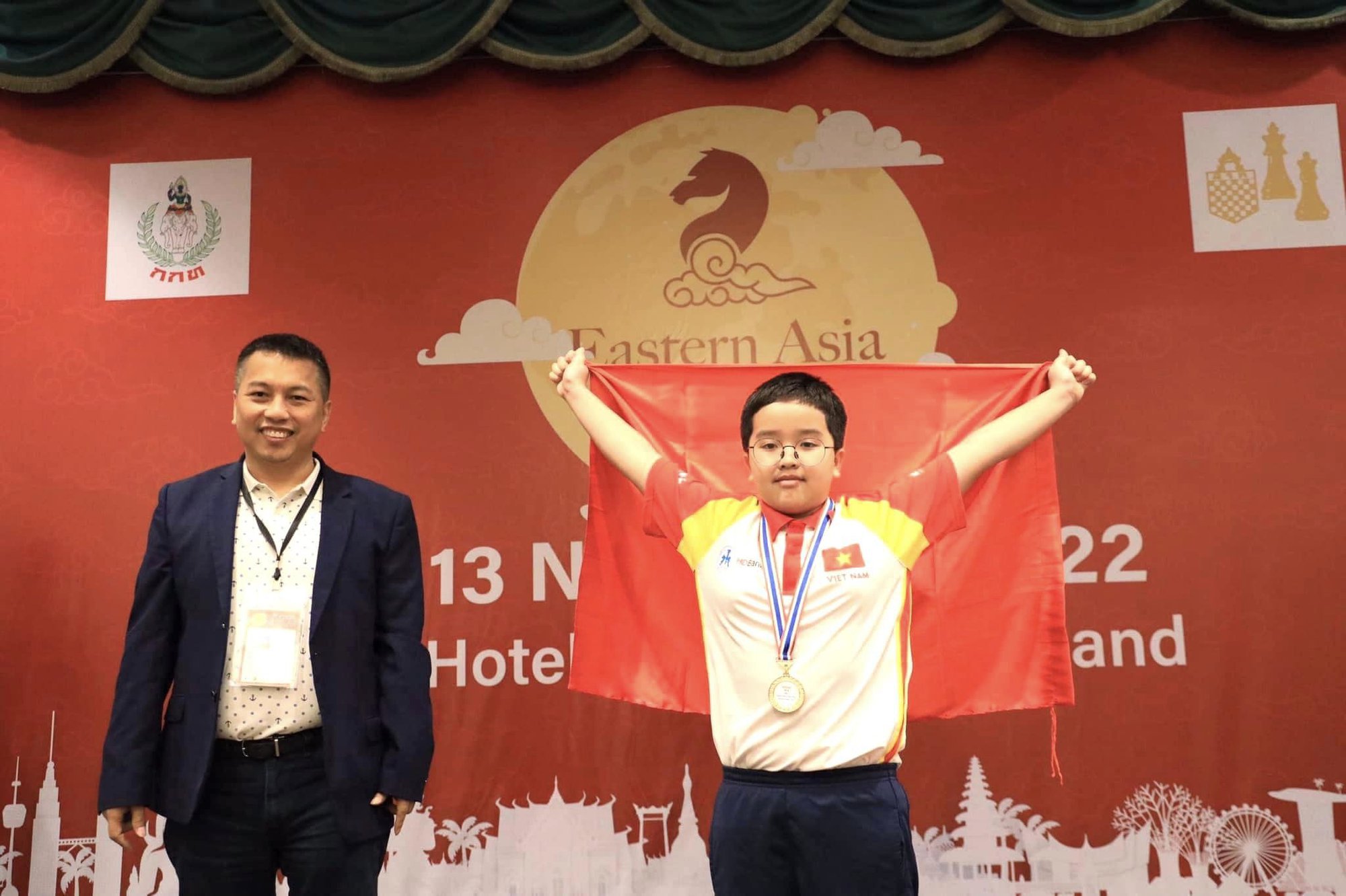 Cậu bé 11 tuổi ở Hà Nội: Không đếm xuể huy chương cờ vua, siêu tiếng Anh và đọc thành thạo lúc 5 tuổi - Ảnh 3.