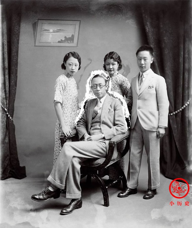 Bộ ảnh cực hiếm lần đầu tiết lộ về gia đình hoàng đế Phố Nghi - Ảnh 9.
