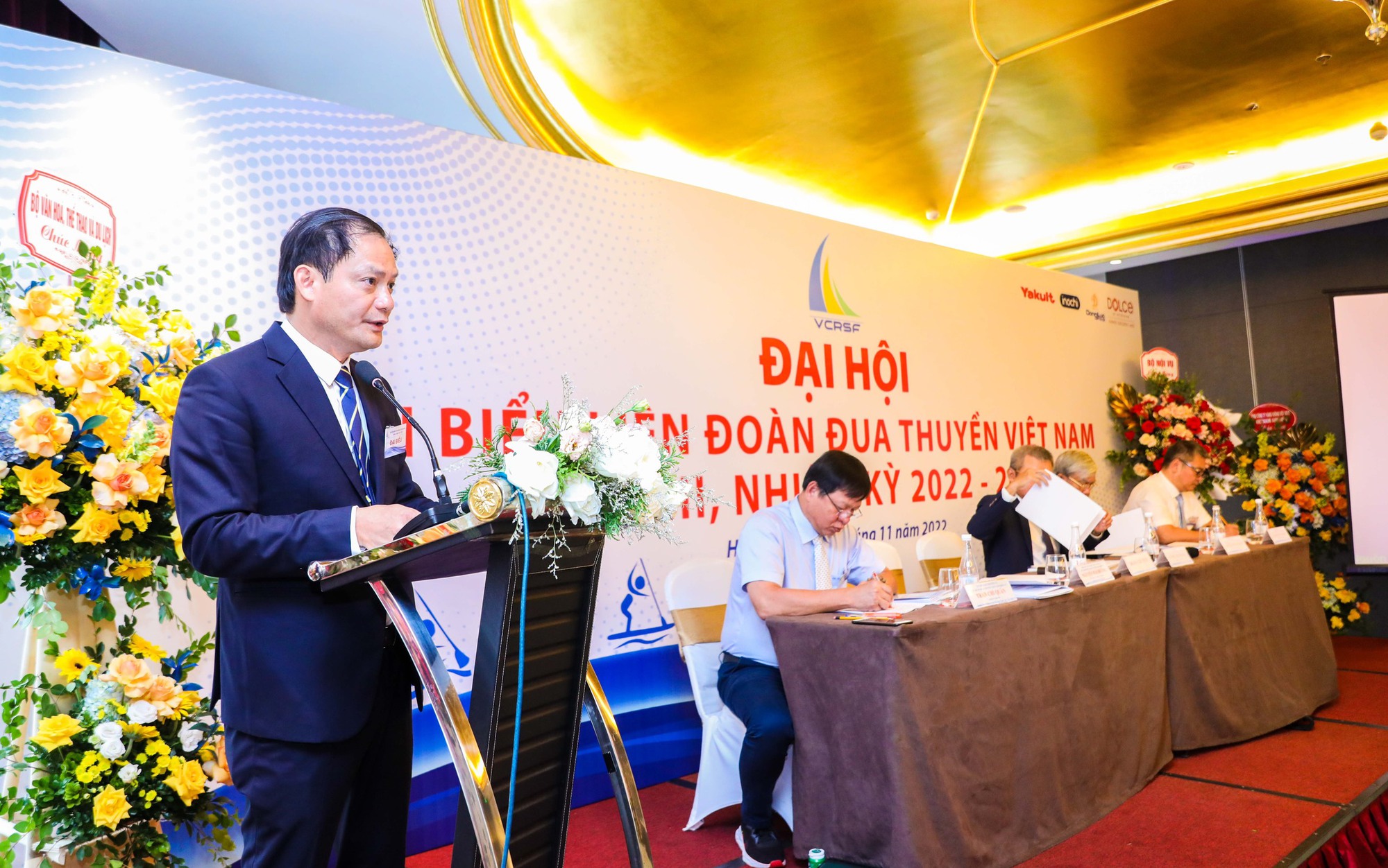 GS.TS Lâm Quang Thành trúng cử Chủ tịch Liên đoàn Đua thuyền Việt Nam  - Ảnh 4.
