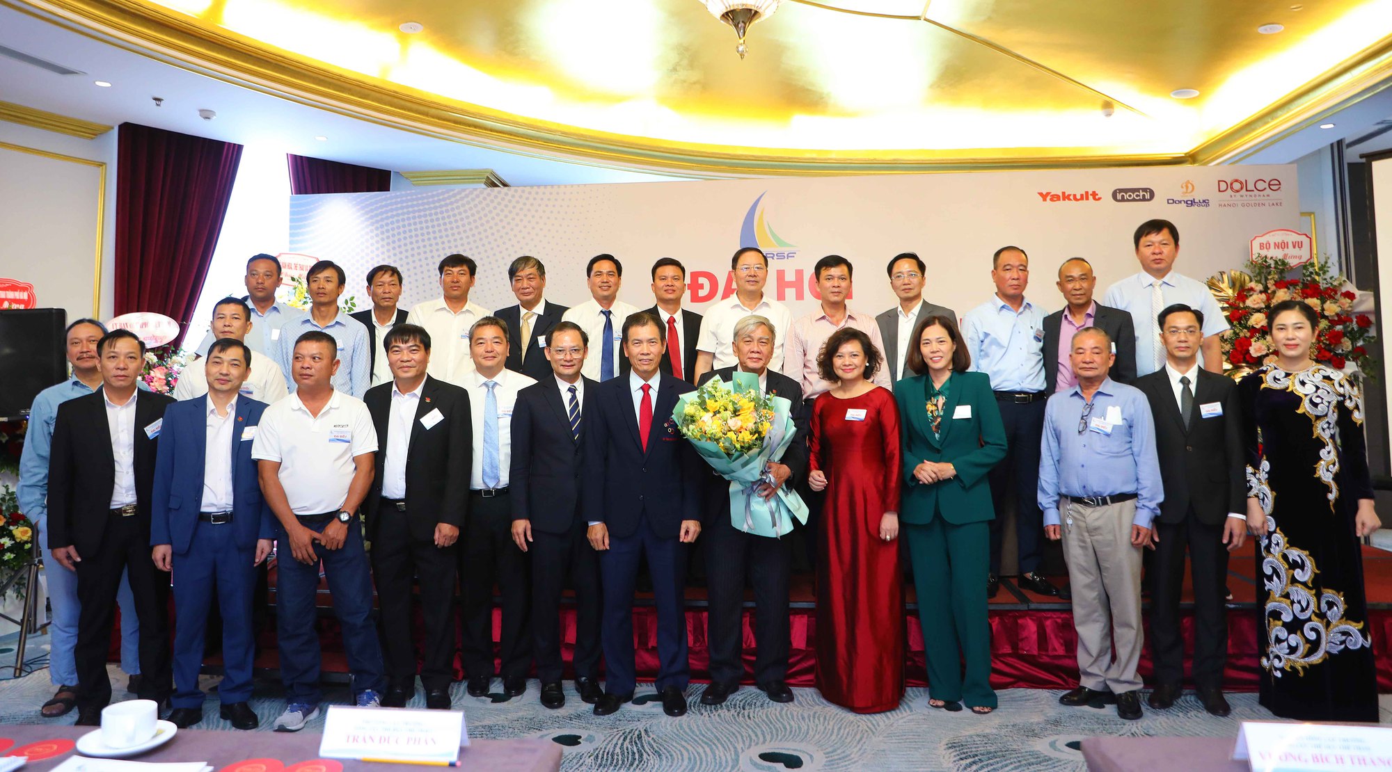 GS.TS Lâm Quang Thành trúng cử Chủ tịch Liên đoàn Đua thuyền Việt Nam  - Ảnh 1.