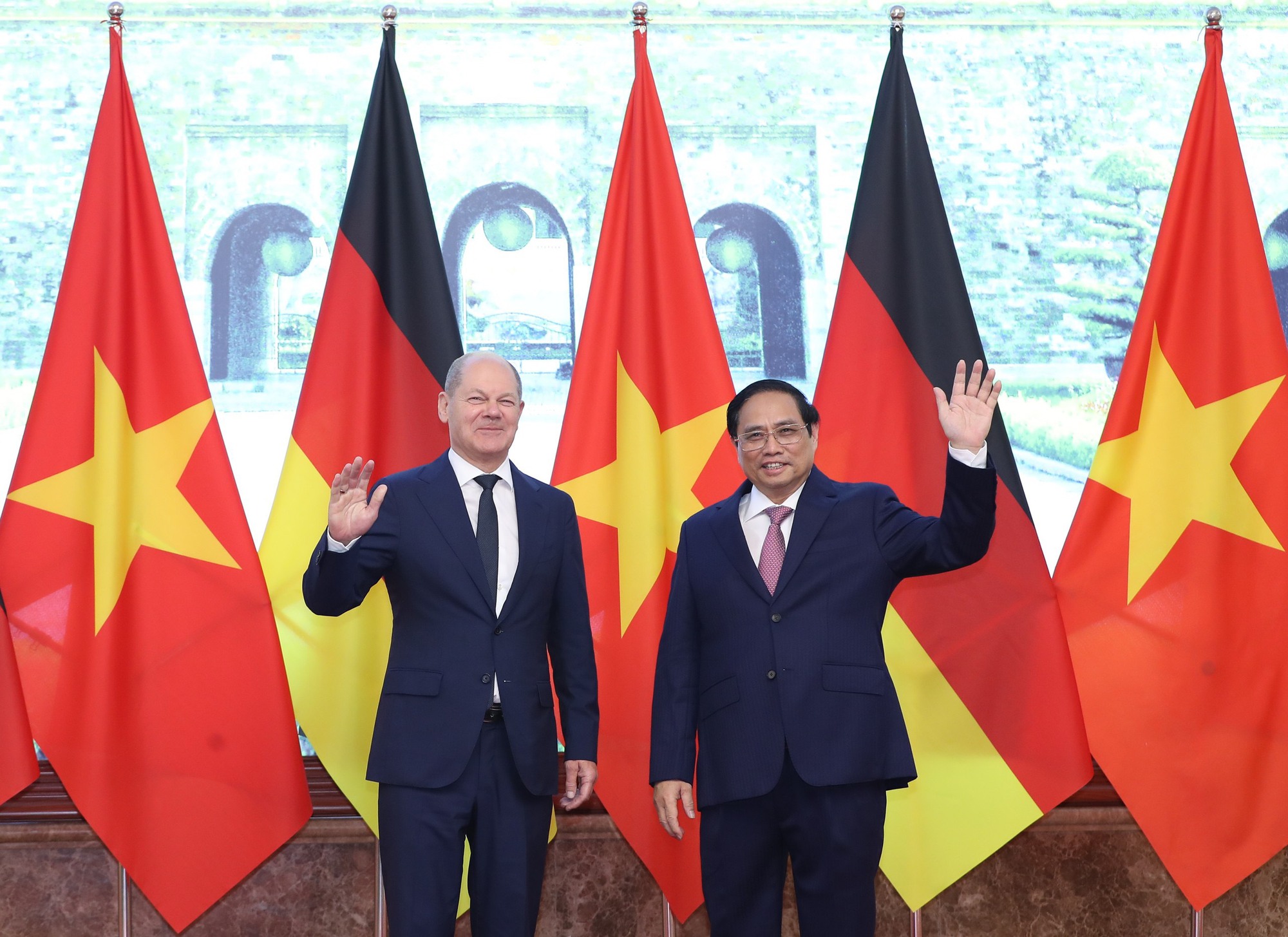 Thủ tướng Phạm Minh Chính chủ trì lễ đón chính thức Thủ tướng CHLB Đức - Ảnh 3.