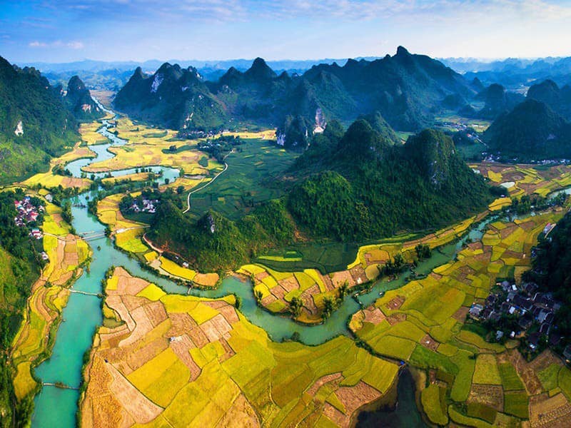 Dòng sông nào từ Trung Quốc chảy vào Việt Nam tạo ra vô số cảnh thần tiên rồi lại quay ngược về phương Bắc? - Ảnh 1.