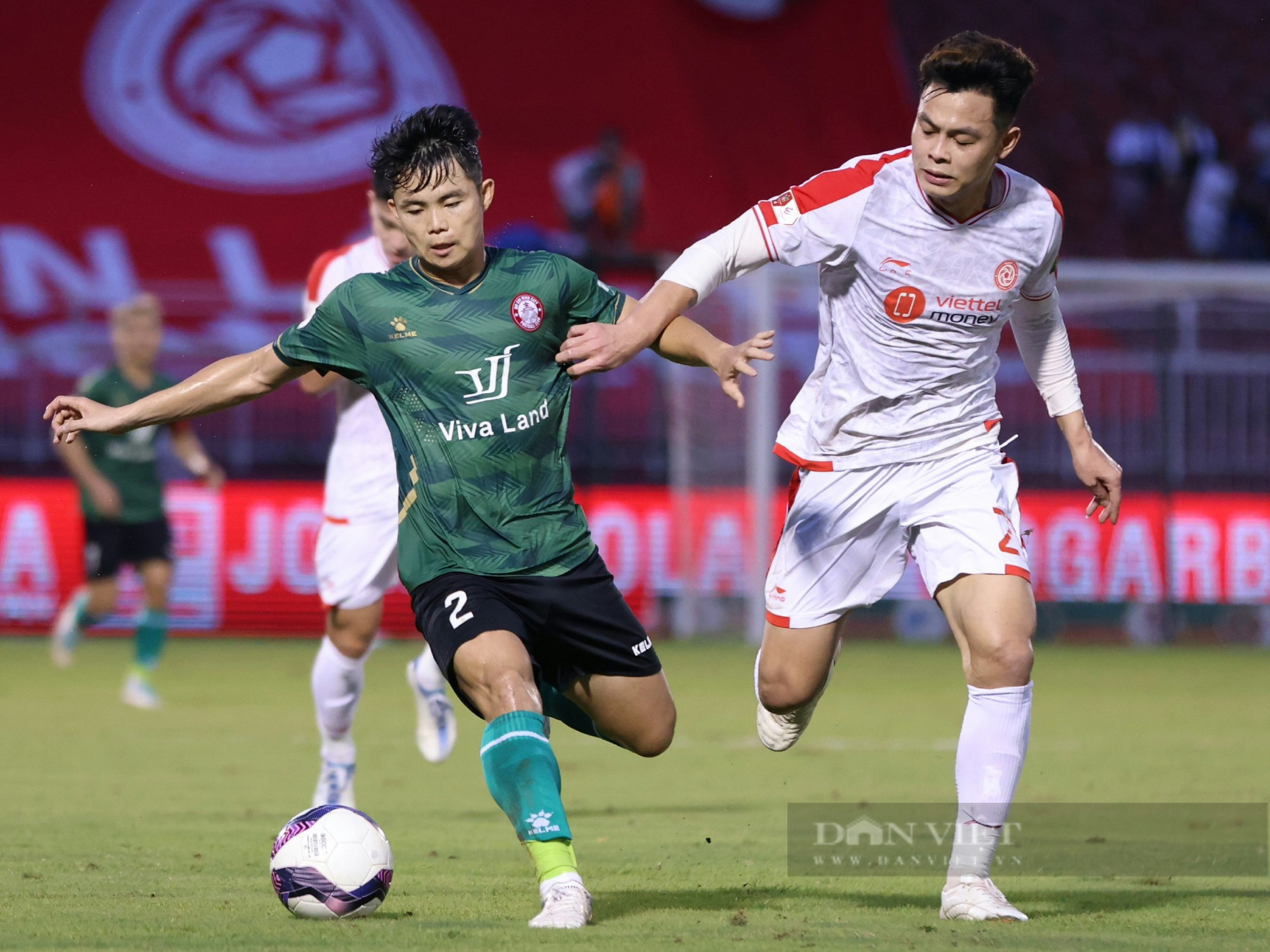 Hoà nhạt CLB TP.HCM, Viettel an vị top 4 - Ảnh 8.