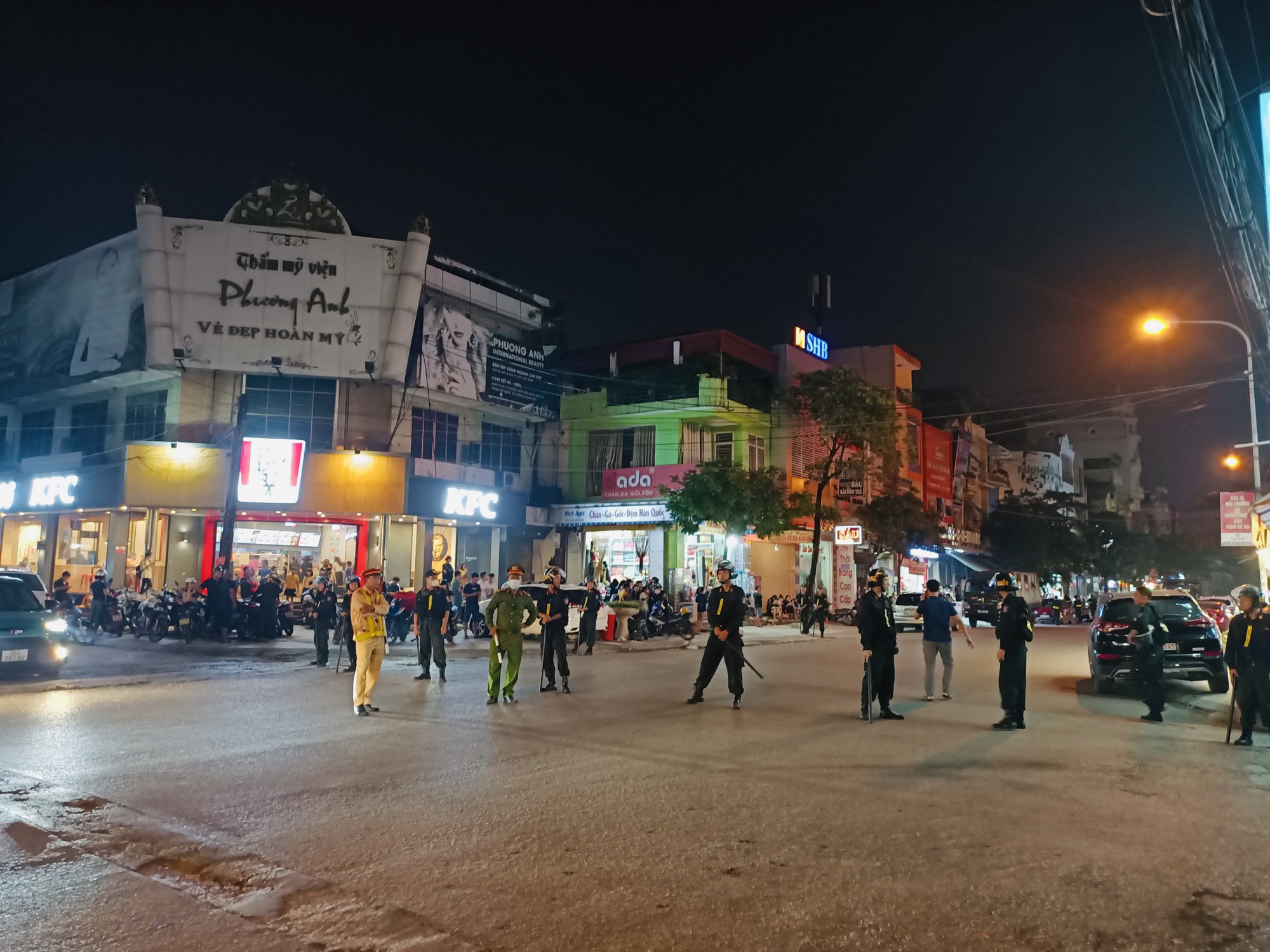 Trùm giang hồ Thanh Hóa - một hình tượng đầy sự quyền uy và tài năng, sẽ mang lại cho bạn những trải nghiệm mới lạ và thú vị. Hãy cùng khám phá cuộc đời đầy biến động của những nhân vật này.