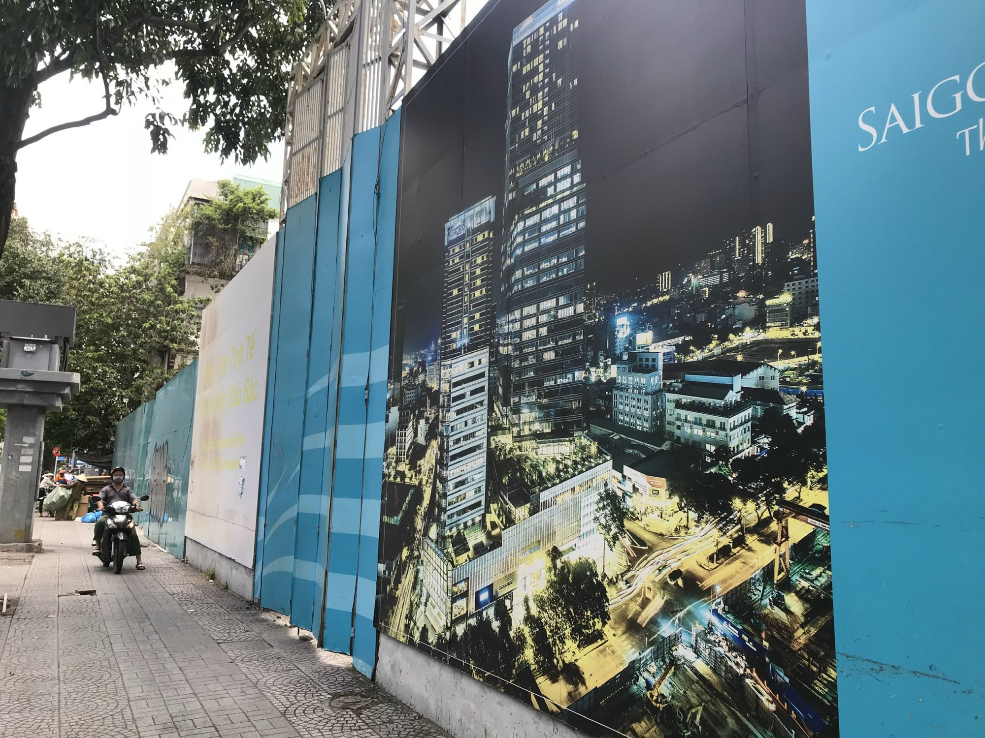 Cận cảnh dự án Saigon Centre nằm &quot;đắp chiếu&quot; 29 năm tại khu đất vàng TP.HCM - Ảnh 11.