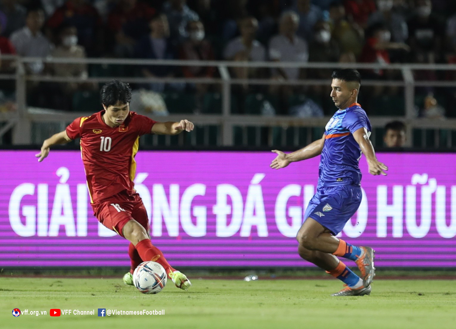 BLV Quang Huy: &quot;Dortmund là &quot;thuốc thử&quot; liều cao với ĐT Việt Nam trước thềm AFF Cup 2022&quot; - Ảnh 1.