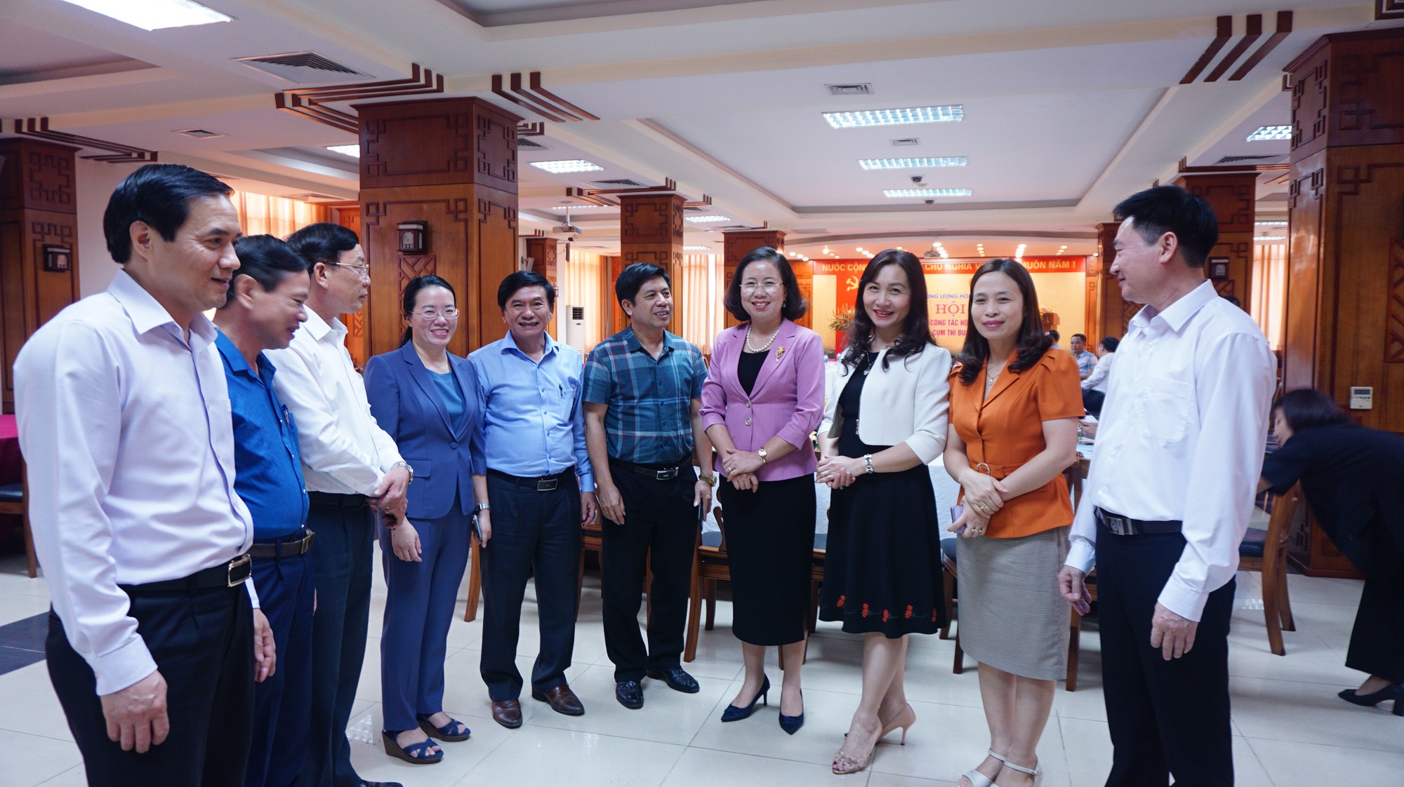 Phó Chủ tịch Hội NDVN Bùi Thị Thơm chủ trì hội nghị giao ban cụm thi đua số 2 tổ chức tại Hà Nội- Ảnh 2.