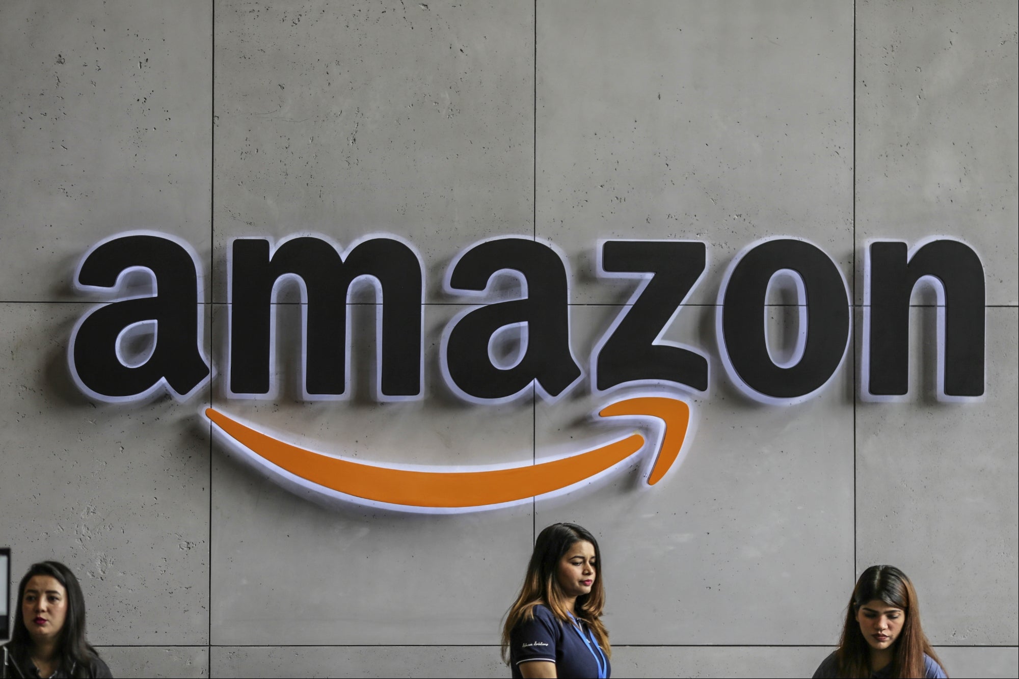 Việc sa thải hàng loạt của Amazon sẽ được báo cáo là 10.000 người trong tuần này. Ảnh: @AFP.