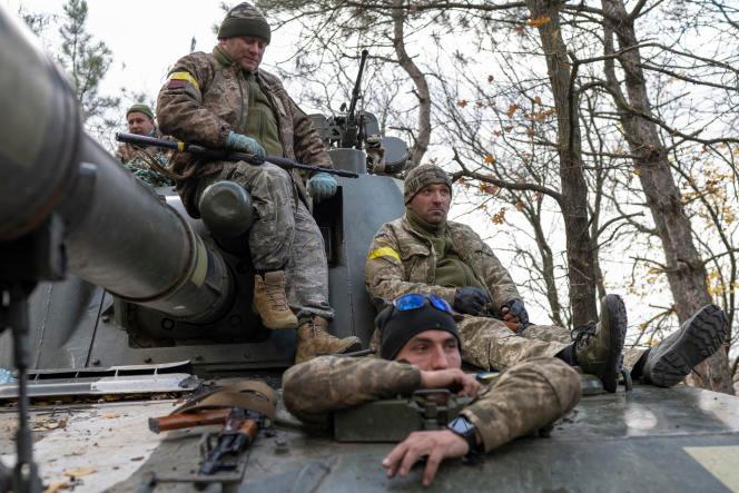 Quân đội Ukraine có thể tiếp cận biên giới Crimea chỉ trong vòng 2 - 4 tháng - Ảnh 7.