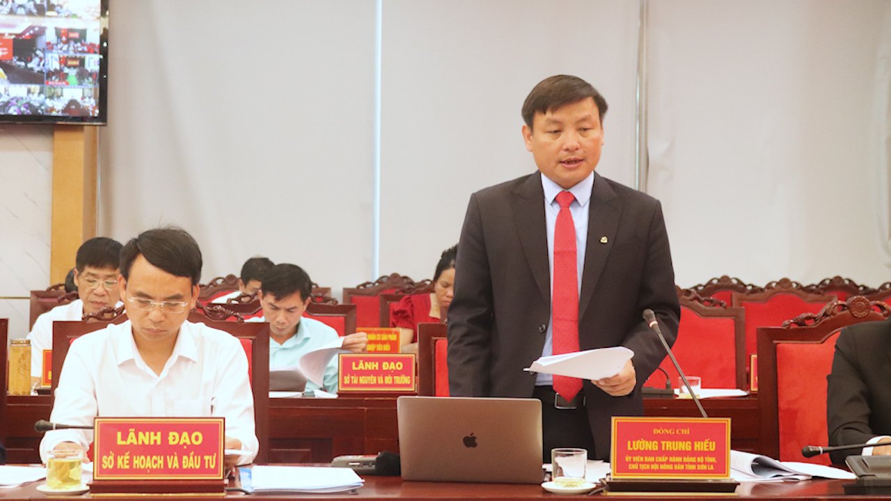 Chủ tịch UBND tỉnh Sơn La đối thoại với nông dân năm 2022 - Ảnh 4.