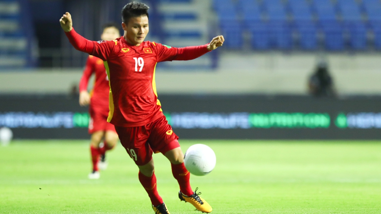 Tin sáng (16/11): HLV Park Hang-seo gọi 40 cầu thủ cho AFF Cup 2022, Quang Hải có tên - Ảnh 1.