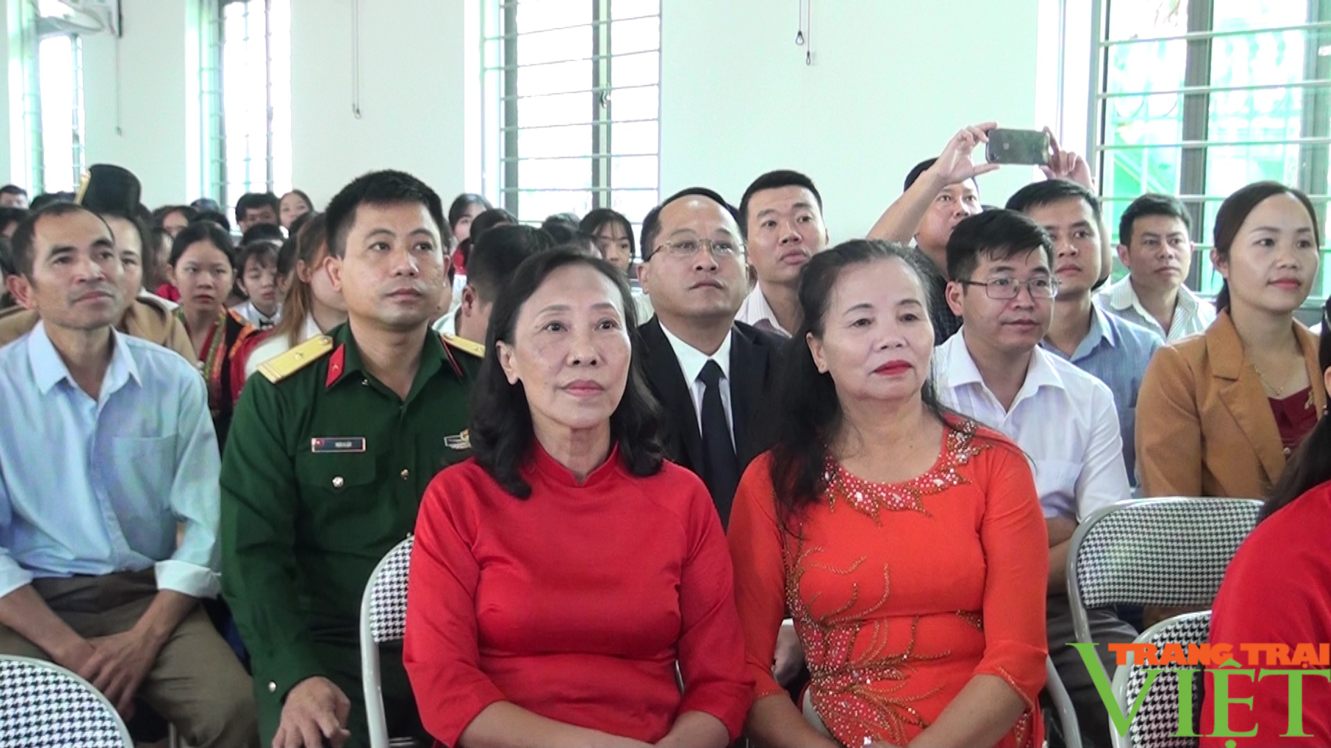 Trường PTDT Nội trú Thuận Châu đạt chuẩn quốc gia mức độ 1 - Ảnh 6.