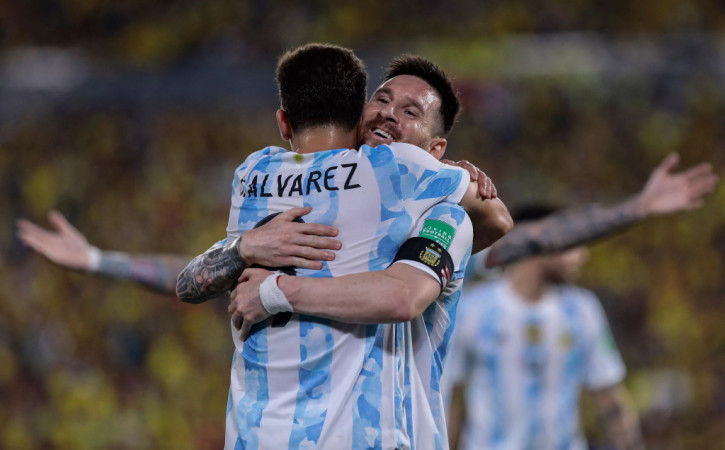 Alvarez: Từ bức hình chụp chung với Messi tới giấc mơ World Cup tại Qatar - Ảnh 2.