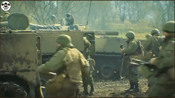Kíp xe chiến đấu bộ binh BMP-3 Nga sống sót thần kỳ dù trúng hỏa lực Ukraine - Ảnh 20.