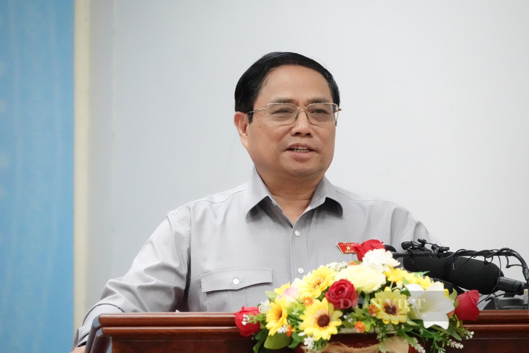 Thủ tướng Phạm Minh Chính tiếp xúc cử tri tại Cần Thơ: Cử tri phản ánh nhiều vấn đề &quot;nóng&quot; - Ảnh 1.