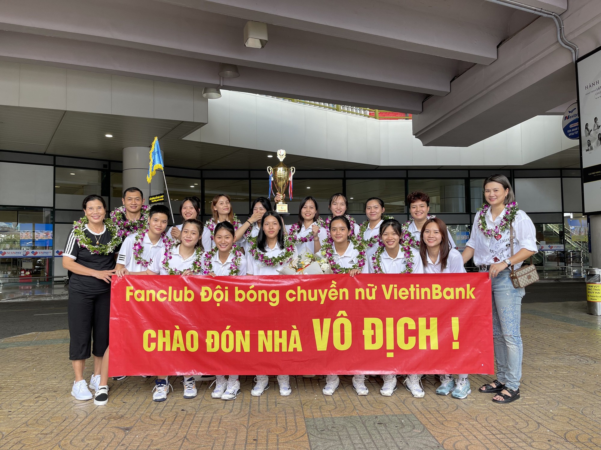 Đội Bóng chuyền nữ VietinBank xuất sắc bảo vệ thành công ngôi vô địch Giải vô địch Bóng chuyền U23 Quốc gia 2022  - Ảnh 5.