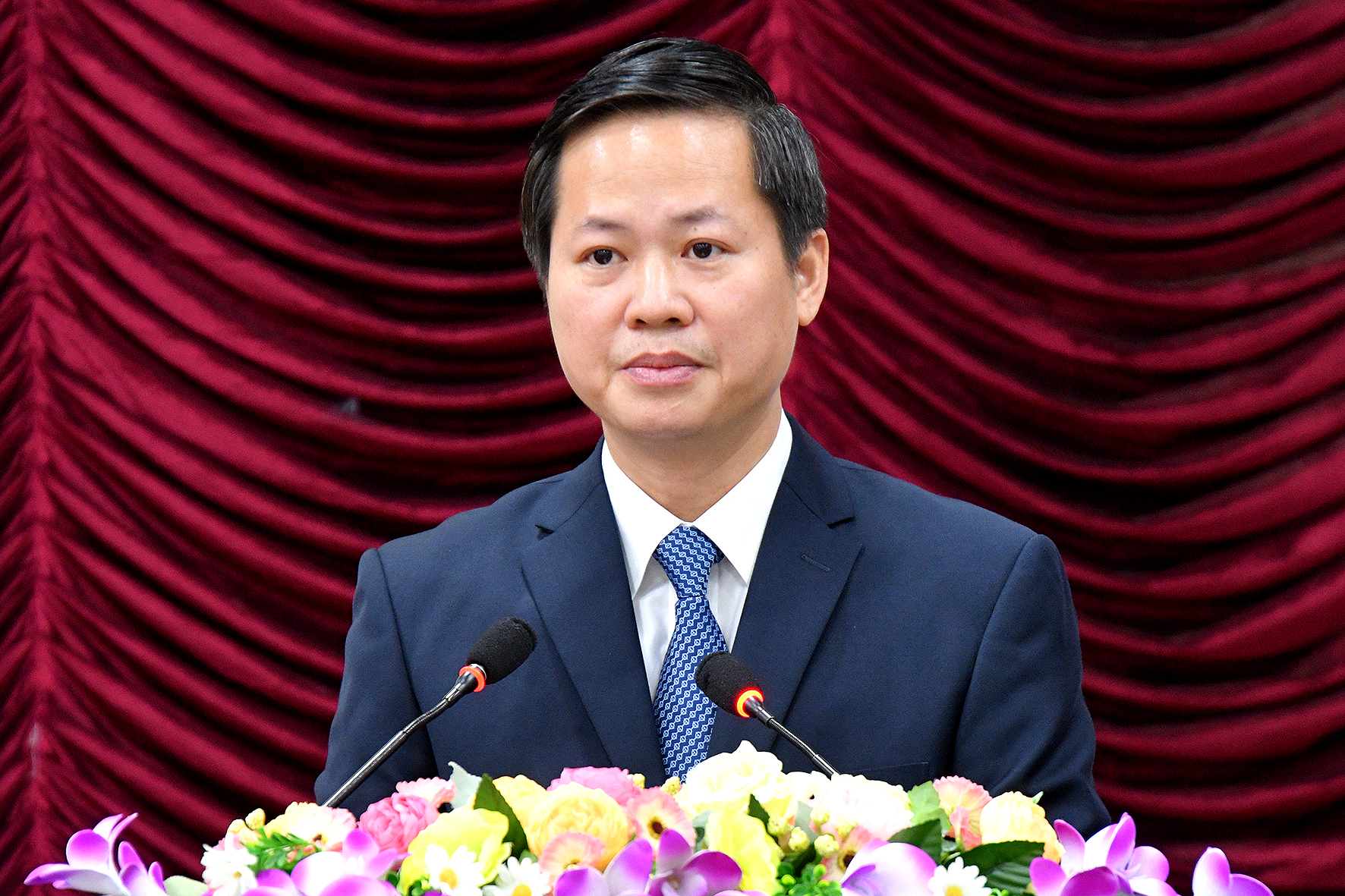 Tân Chủ tịch UBND tỉnh Bình Thuận hứa tháo gỡ khó khăn, vướng mắc cho người dân và doanh nghiệp - Ảnh 3.