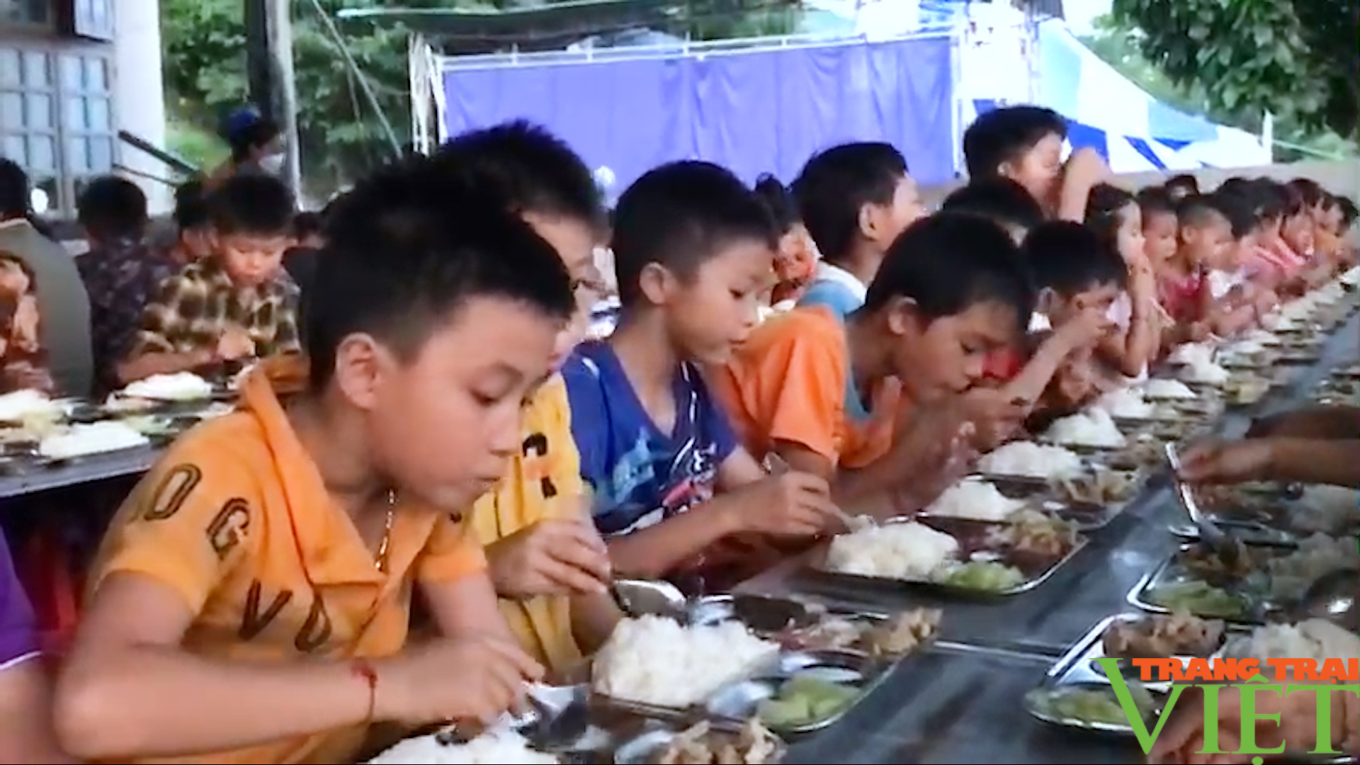 Sơn La: Nâng cao chất lượng bữa ăn cho học sinh bán trú - Ảnh 8.