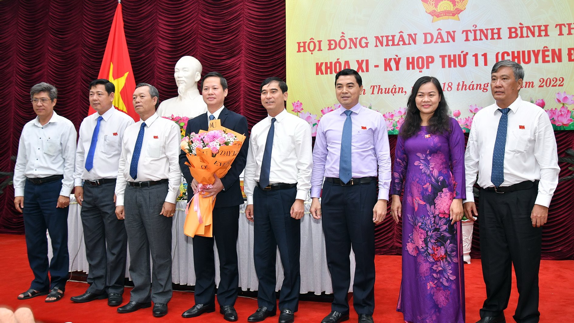 Tân Chủ tịch UBND tỉnh Bình Thuận hứa tháo gỡ khó khăn, vướng mắc cho người dân và doanh nghiệp - Ảnh 4.